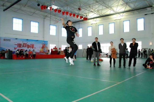 乾港集團第一屆羽毛球比賽